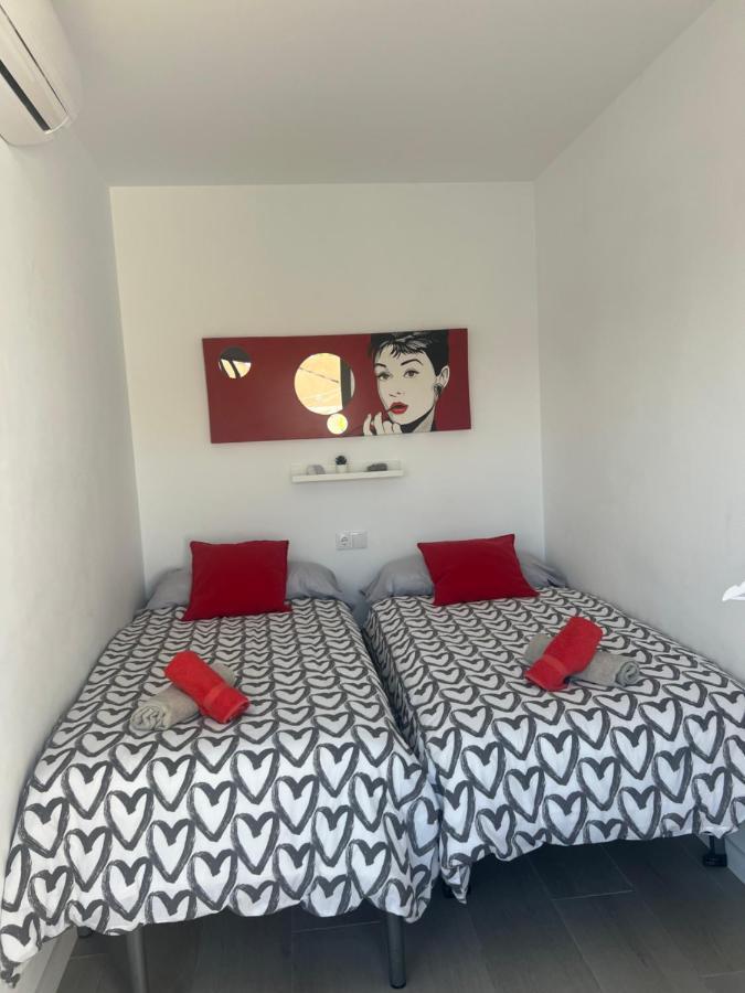 Casa Carmen Atico Primera Linea De Playa Malaga Ngoại thất bức ảnh